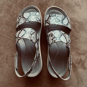 Crocs Brooklyn sandal